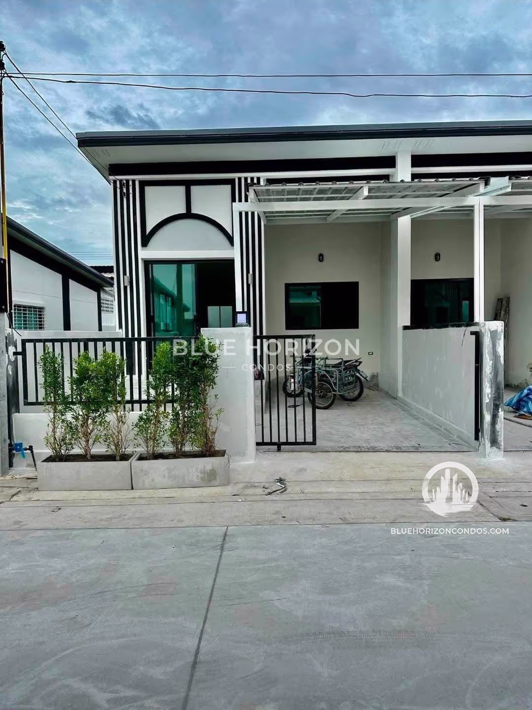 2 Bedroom Townhouse For Rent At Wiztown Pattaya - Khao Talo