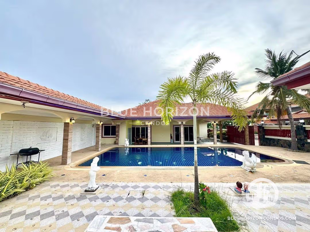 4 Bedroom Villa For Rent At The Mountain Eakmongkol