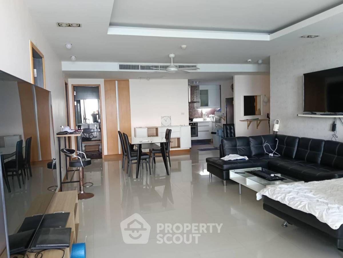 2 Bedroom Condo For Rent At La Royale Beach