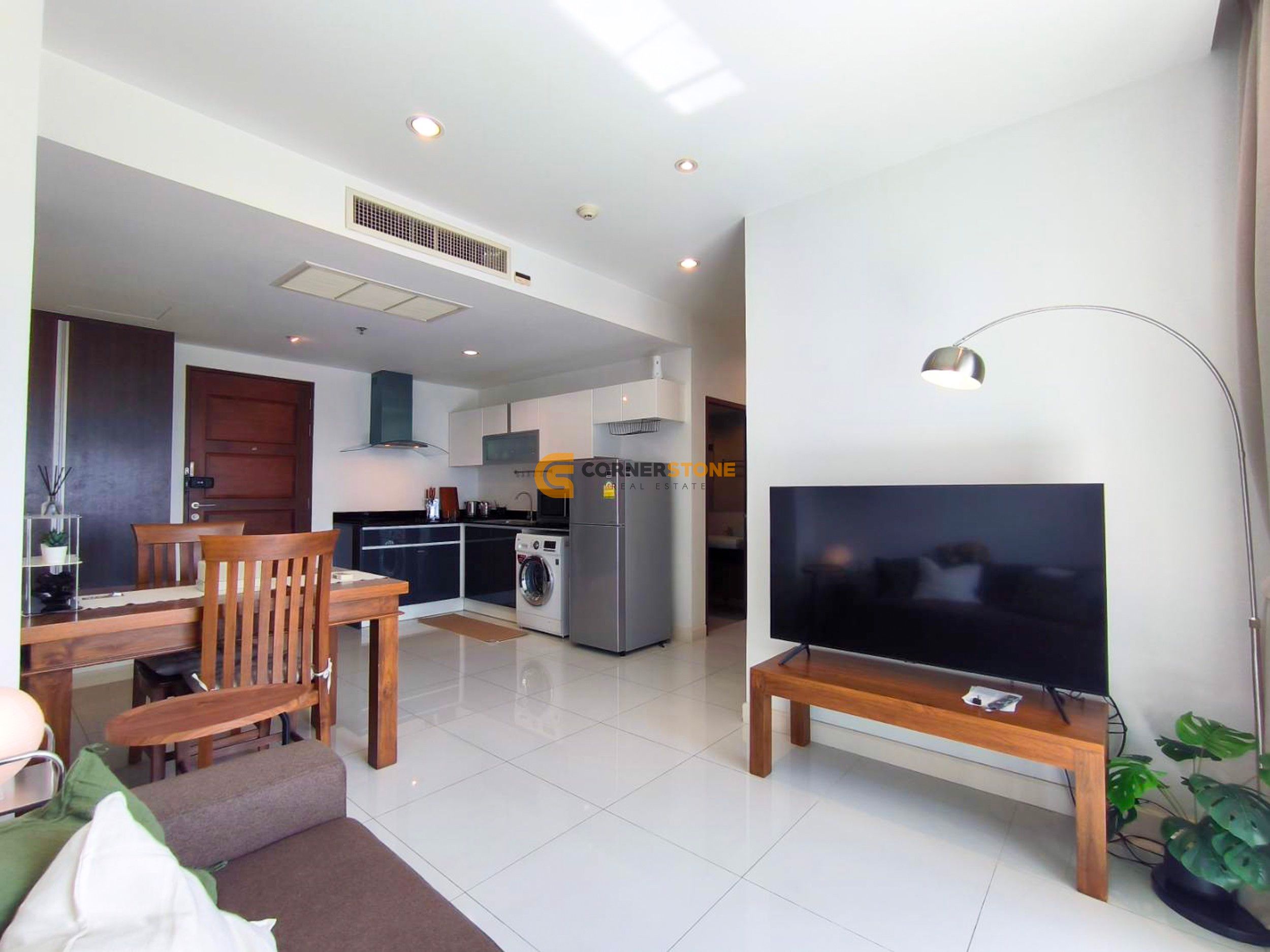2 Bedroom Condo For Rent At The Axis