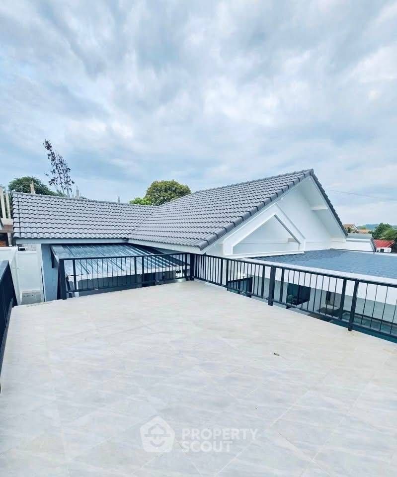 3 Bedroom Villa For Rent In Huai Yai, Chon Buri