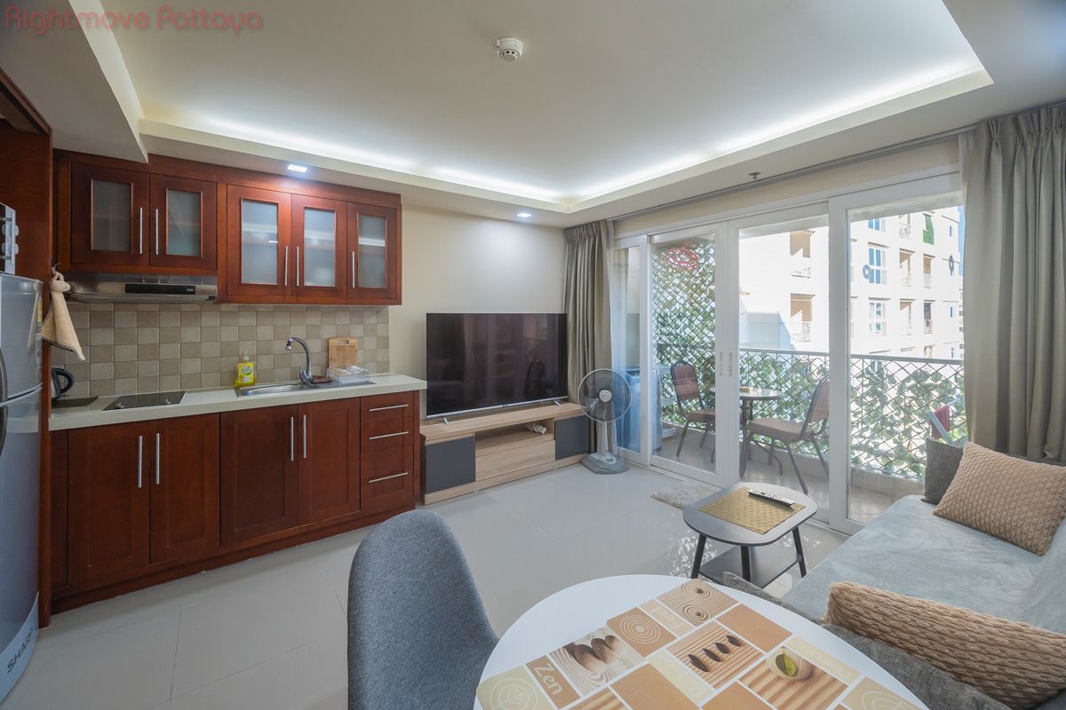 1 Bedroom Condo For Rent At City Garden Pattaya