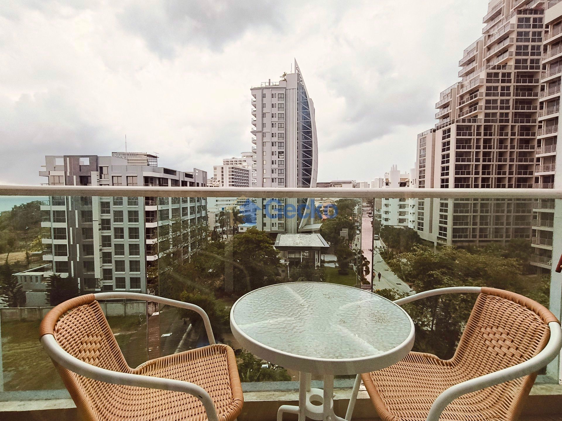 1 Bedroom Condo For Rent At Cosy Beach View