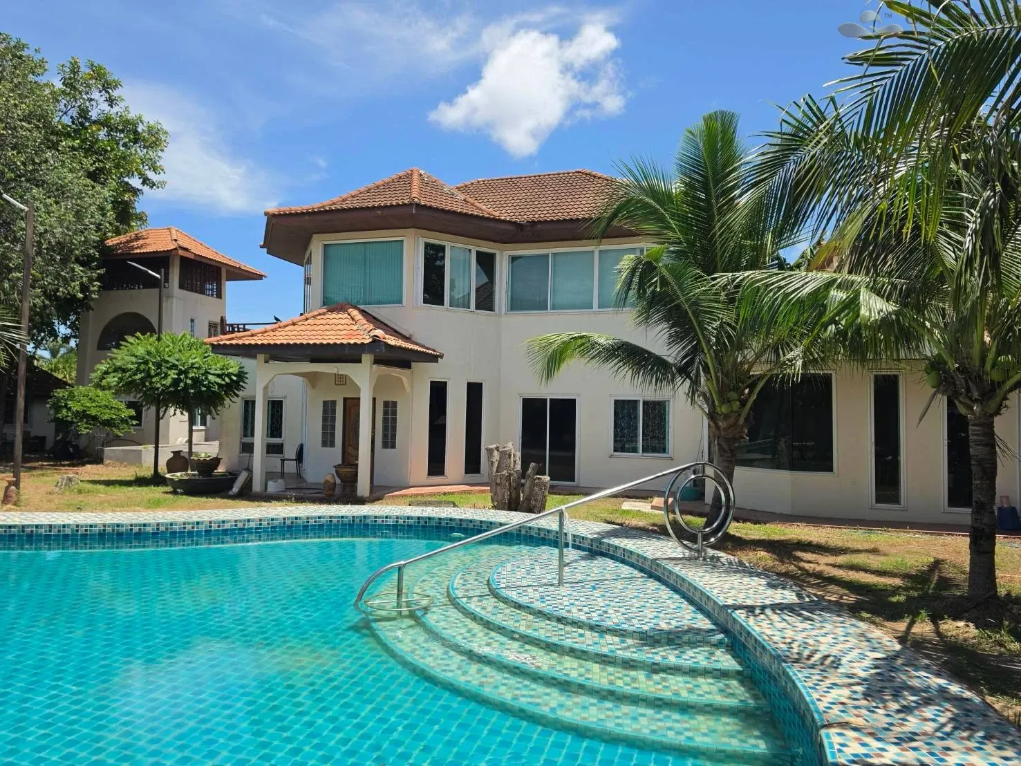 15 Bedrooms Villa for sale In Nong Prue Pattaya