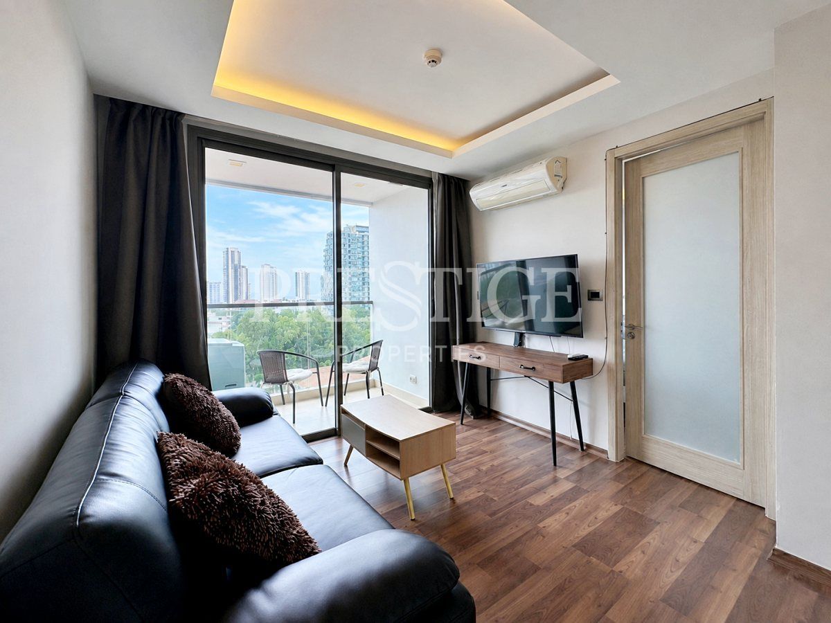 1 Bedroom Condo For Rent At The Peak Towers