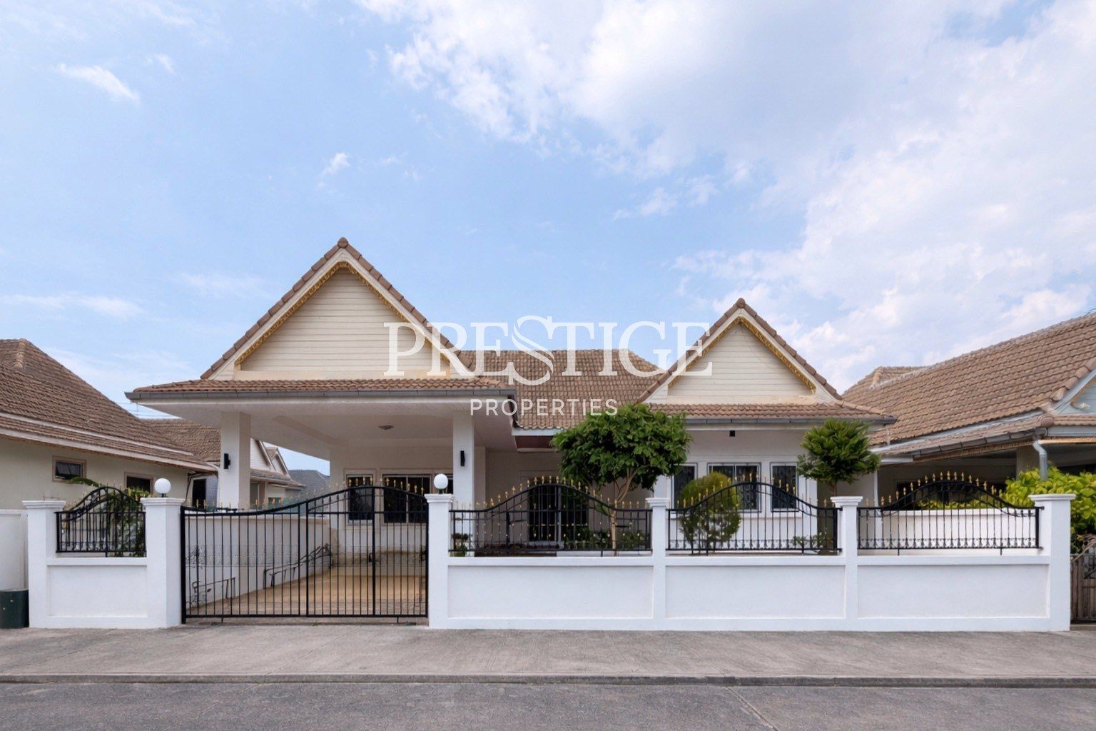 3 Bedroom House For Rent At The Royal Park Hill