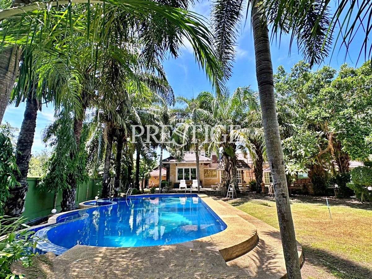 3 Bedroom House For Rent In Huai Yai, Chon Buri