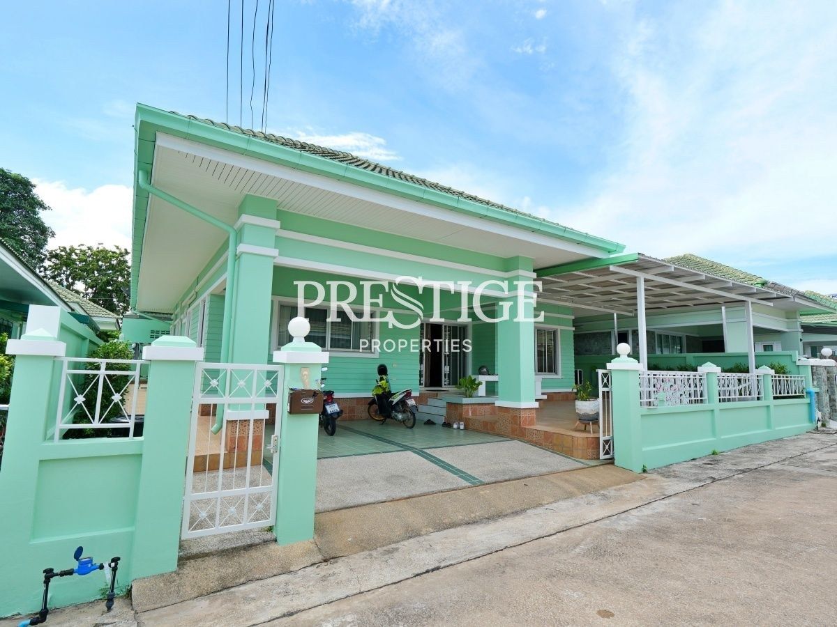 2 Bedroom House For Rent At Baan Chalita 1
