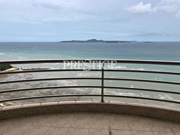 3 Bedroom Condo For Rent At Royal Cliff Garden