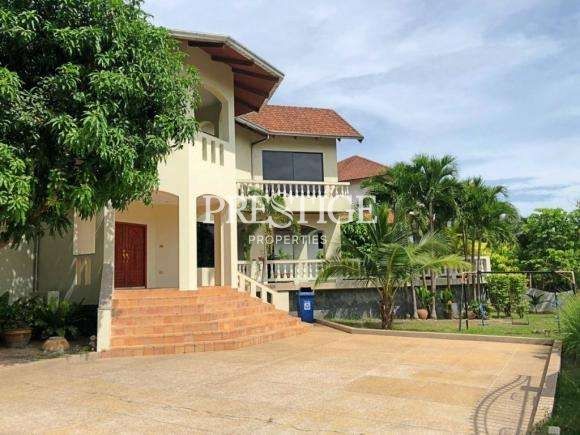 4 Bedroom House For Rent At Paradise Villa 1