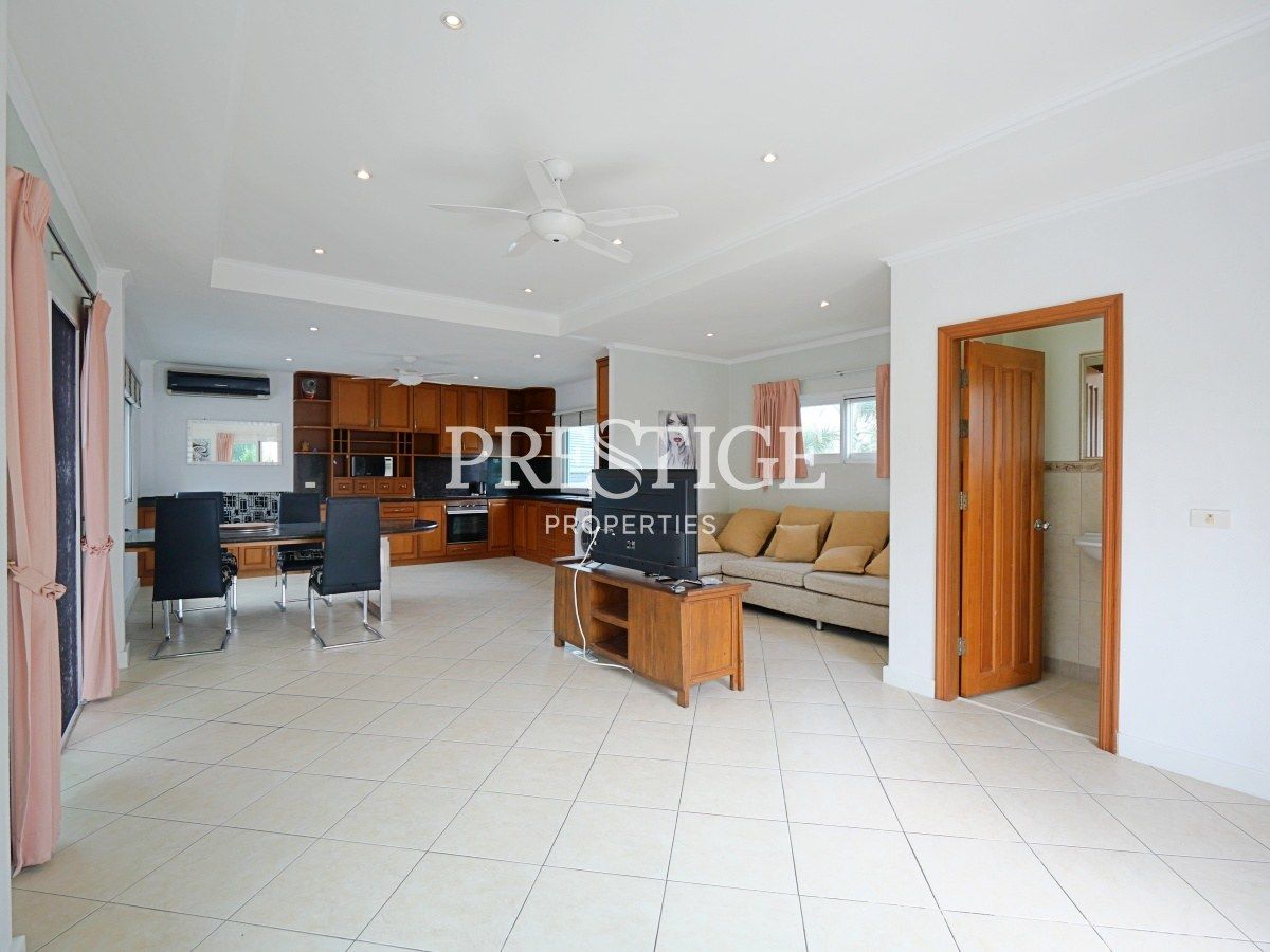 2 Bedroom House For Rent In Nong Prue, Chon Buri