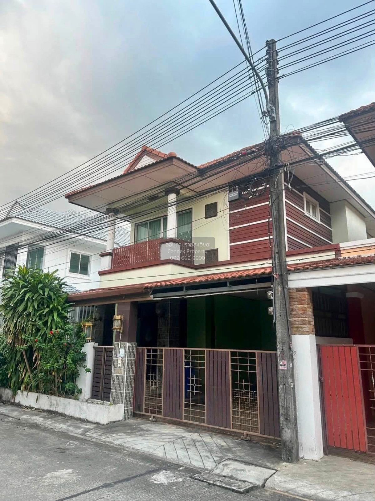 3 Bedroom House For Rent At Phanason Villa (borae)