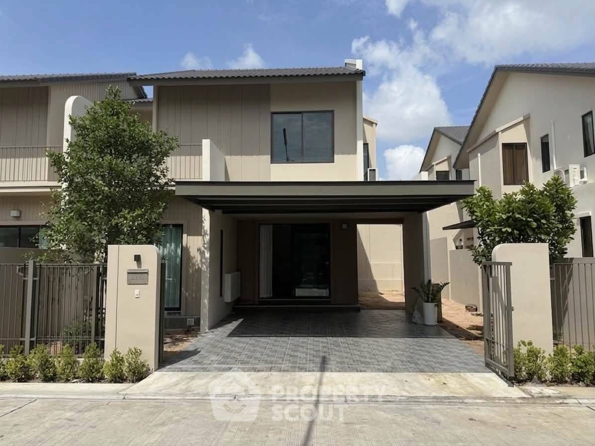 4 Bedroom House For Rent At Engle Haus Rongpo Motoway 7