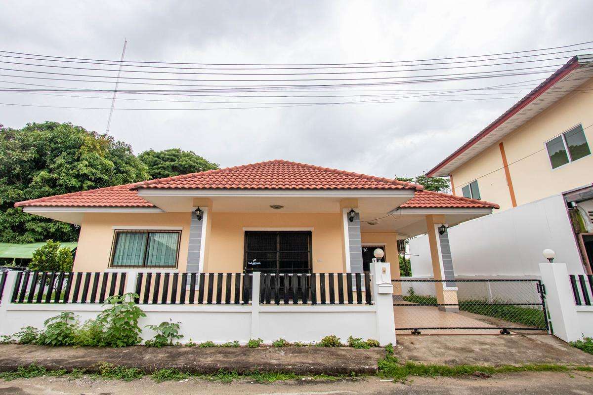 2 Bedroom House For Rent In San Phisuea, Chiang Mai