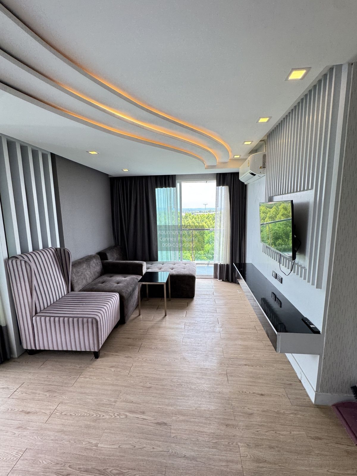 1 Bedroom Condo For Rent At The Feelture