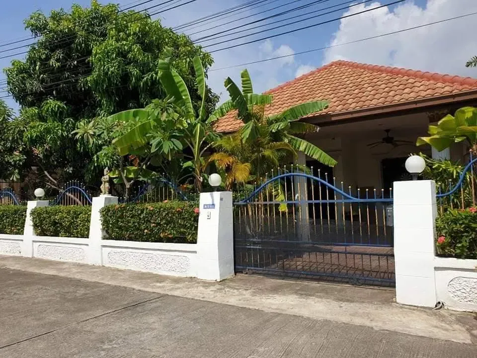 3 Bedroom House For Rent In Nong Prue, Chon Buri