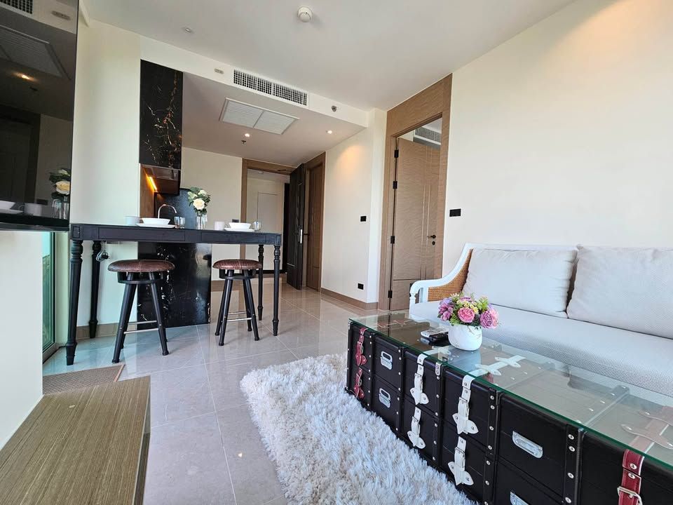 1 Bedroom Condo For Rent At The Riviera Ocean Drive