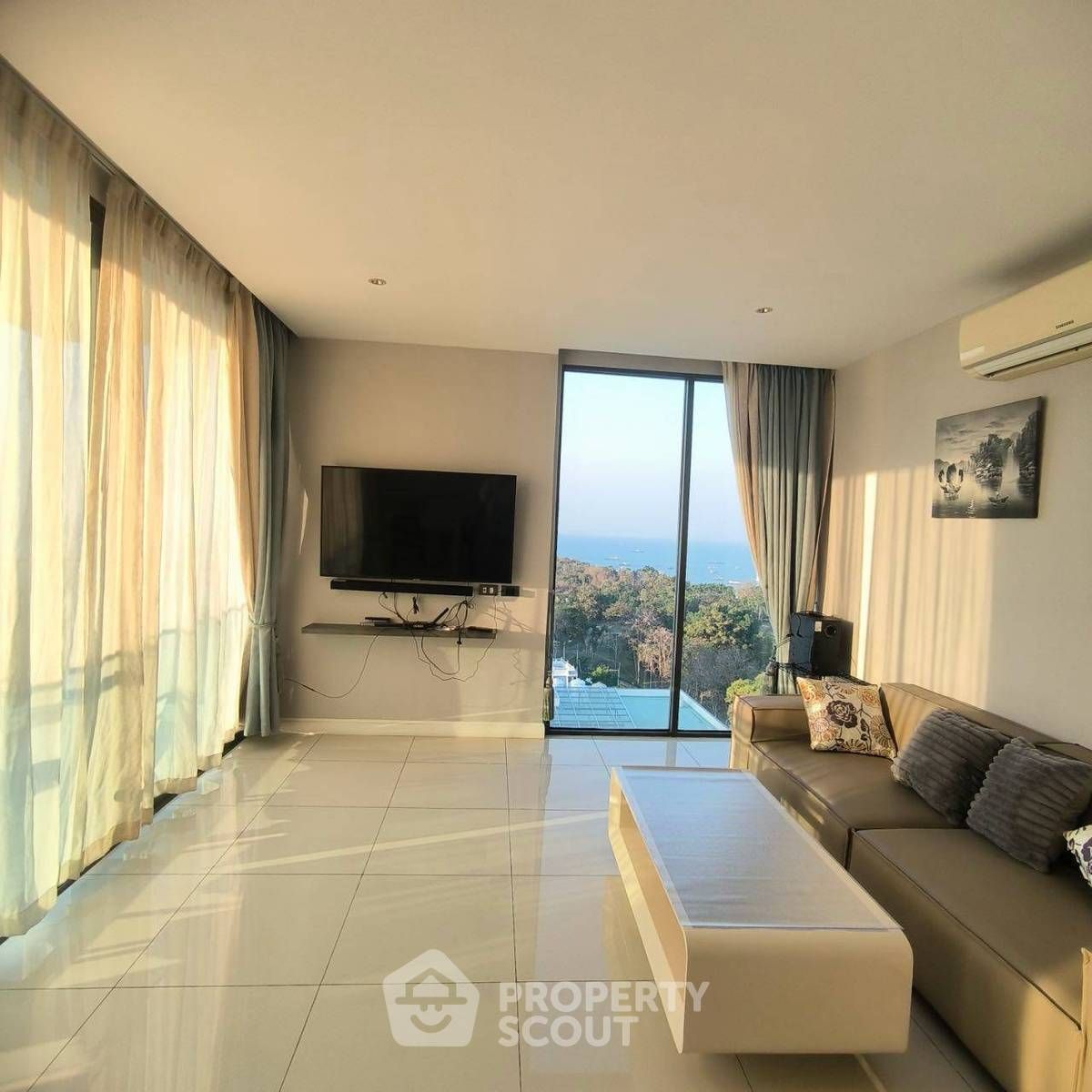 2 Bedroom Condo For Rent At The Point Pratumnak
