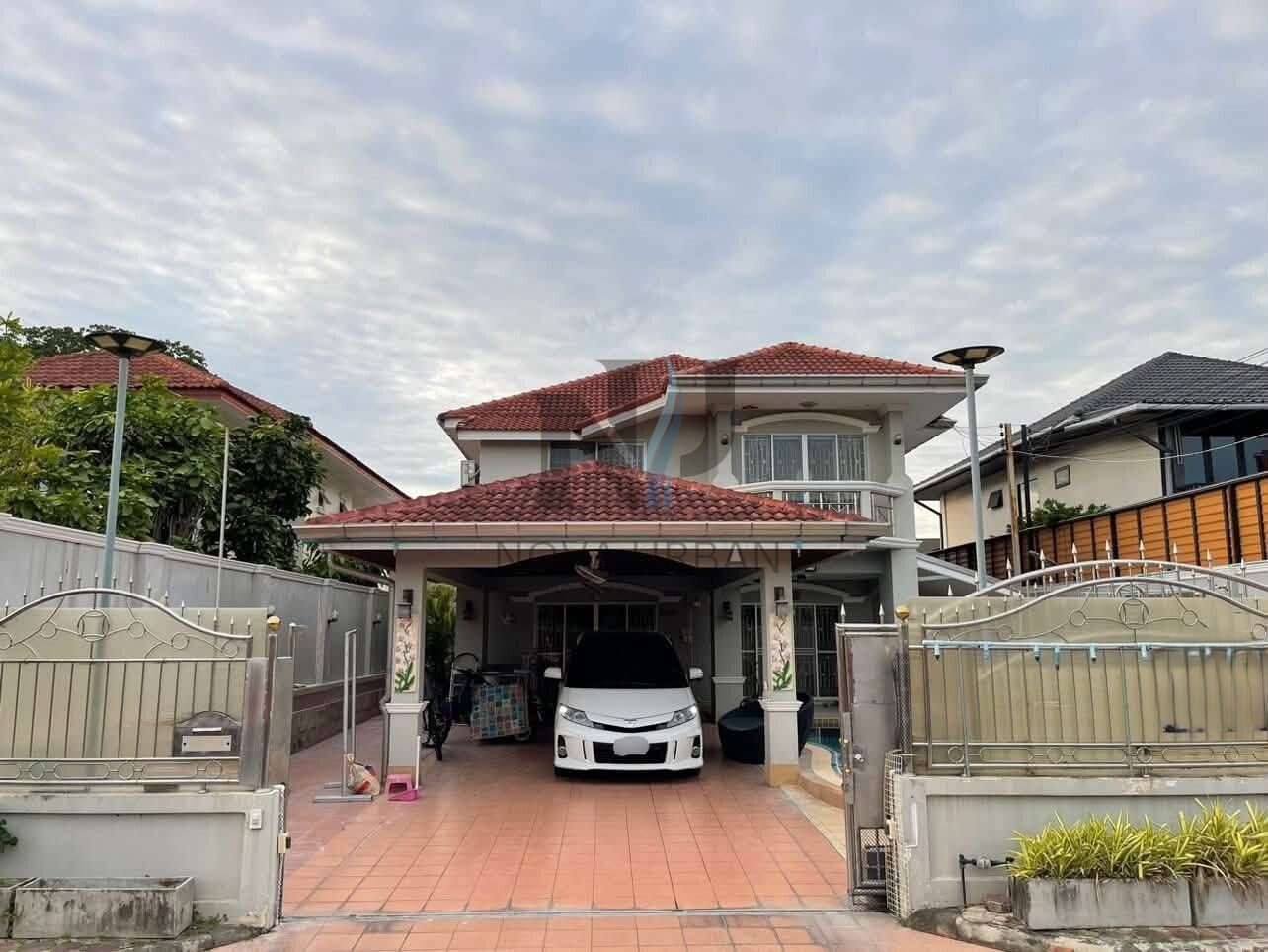 5 Bedroom Villa For Rent At View Point Villas