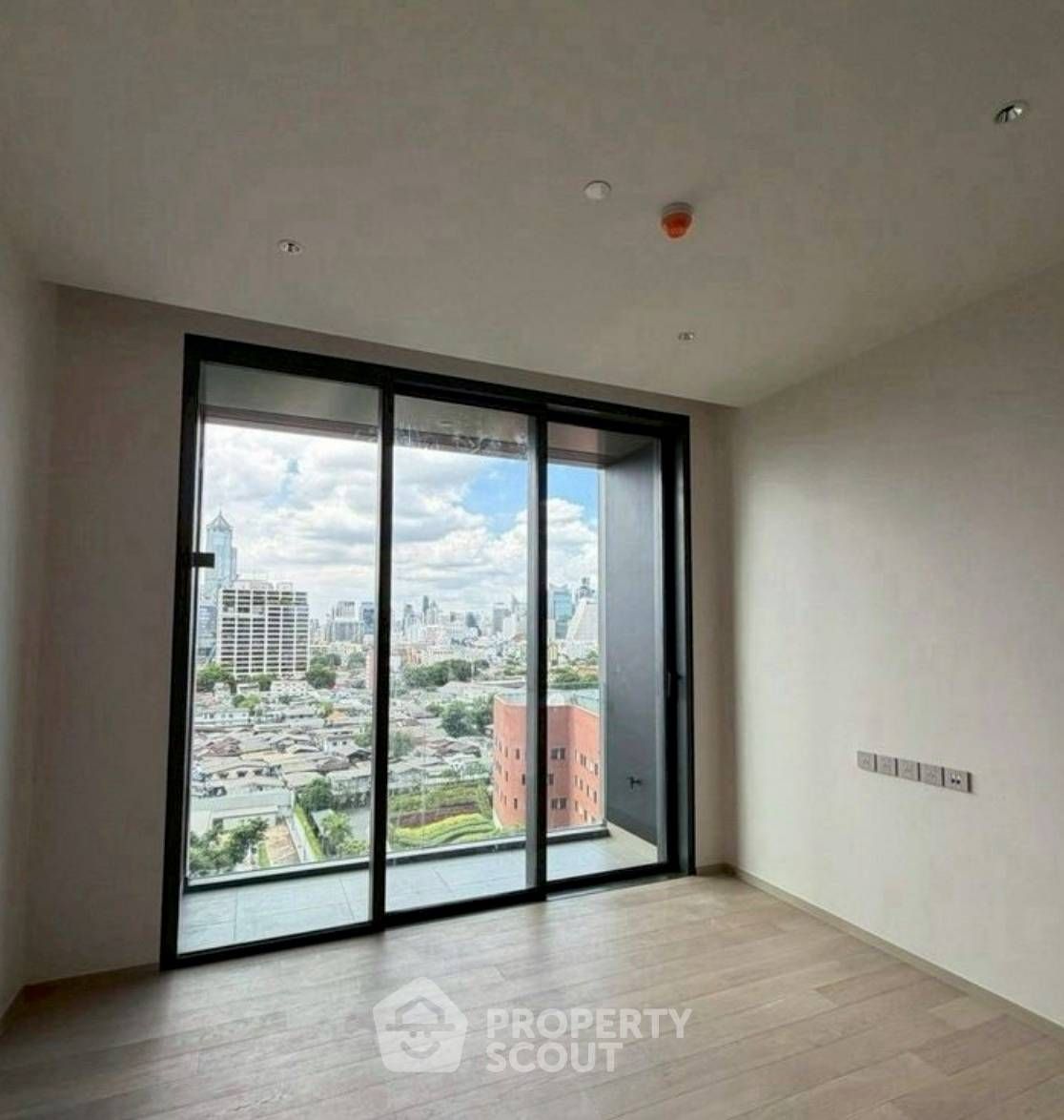 1 Bedroom Condo for rent In Residence 187 By Ariva Khlong Toei Nuea Bangkok