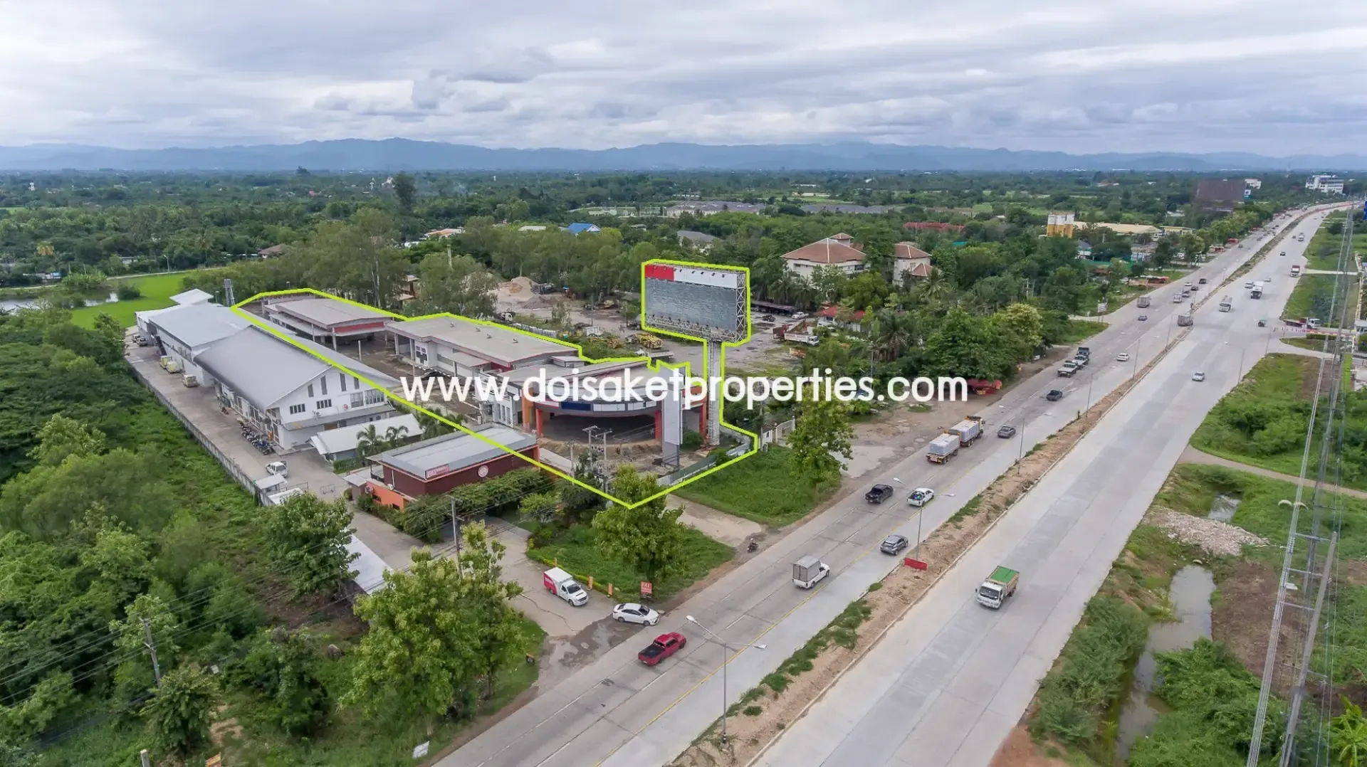 Shophouse for sale In Yang Noeng Chiang Mai