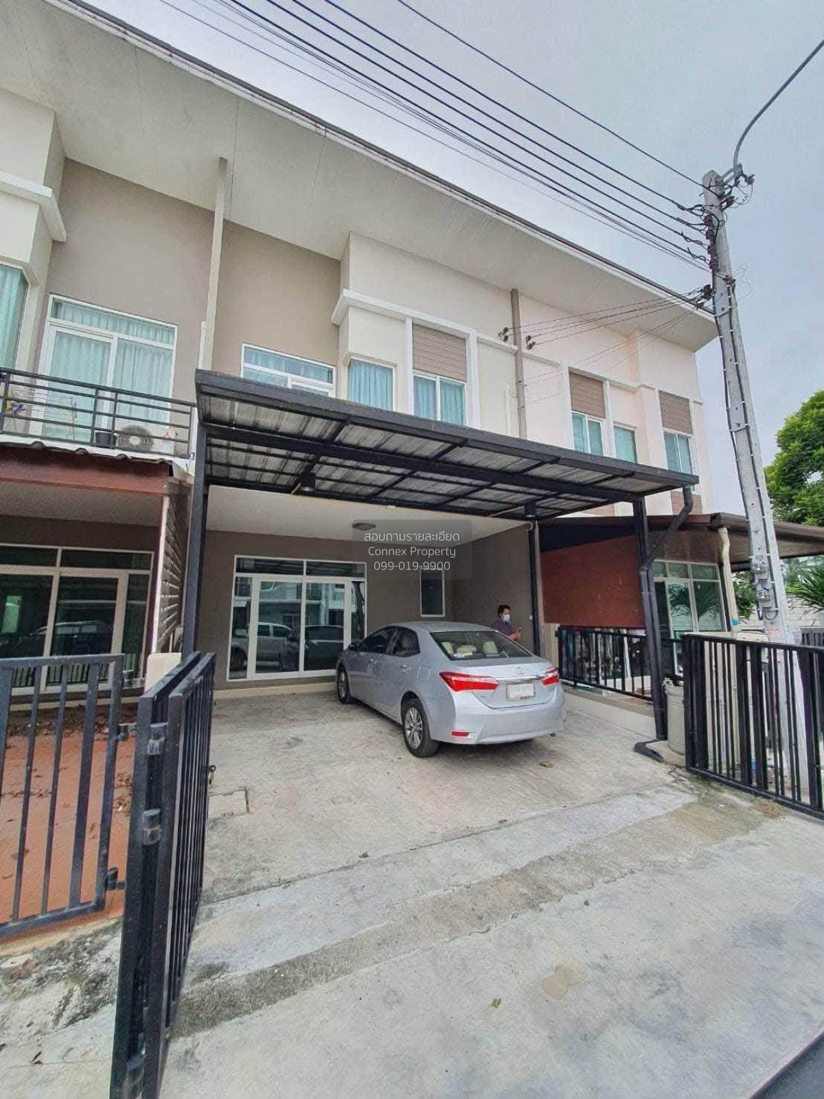 4 Bedroom Townhouse For Rent At Gusto Wongwaen - Rama 5