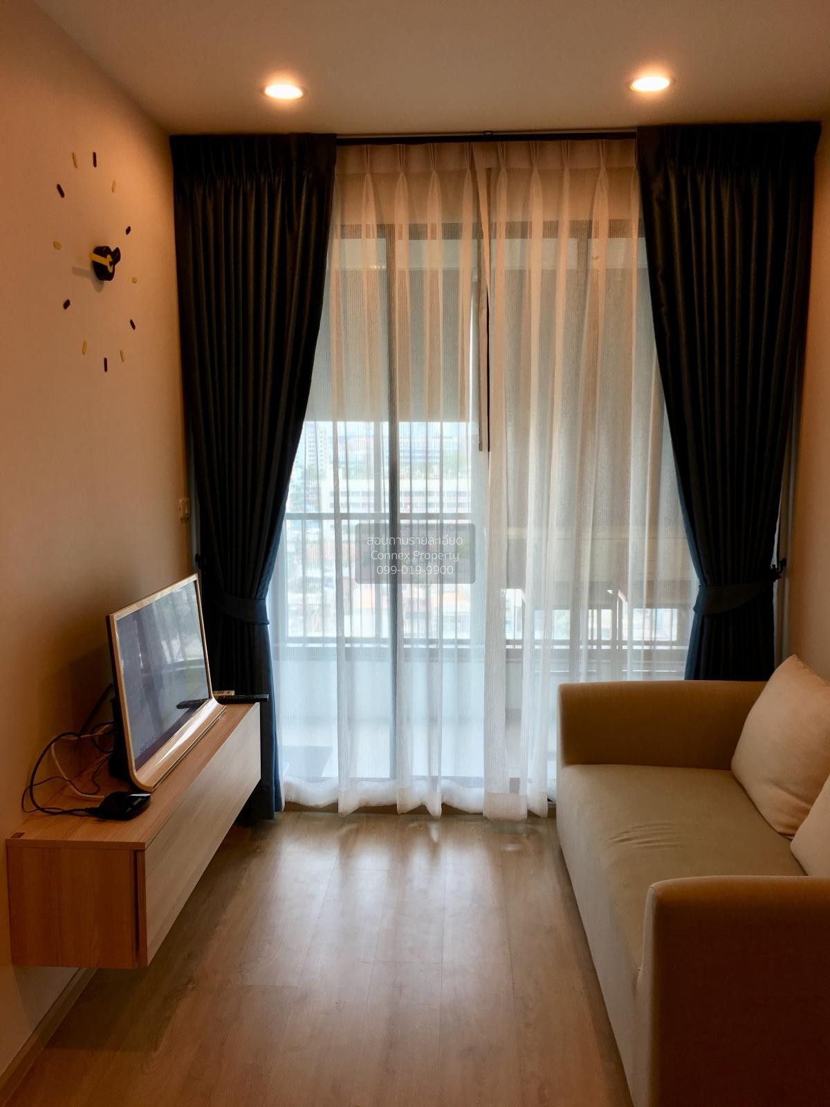 1 Bedroom Condo For Rent At Ideo Sathorn - Thaphra