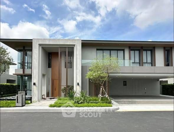 5 Bedrooms House for sale In Srin Ratchapruek Sai 1 Bang Chueak Nang Bangkok