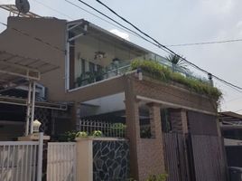 4 Kamar Rumah for sale in Ciledug, Tangerang, Ciledug