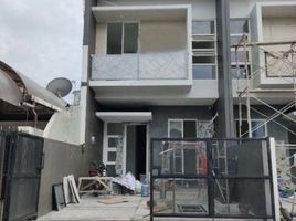 4 Habitación Villa en venta en Mulyorejo, East Jawa, Mulyorejo