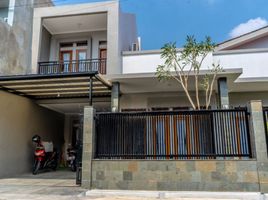  Villa for sale in Husein Sastranegara International Airport, Andir, Cimahi Tengah