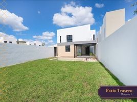Maison 4 chambre à vendre à Tixpehual, Yucatan, Tixpehual