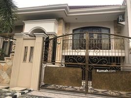 5 Bedroom House for sale in Dukuhpakis, Surabaya, Dukuhpakis