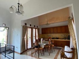 7 Bedroom House for sale in Cidadap, Bandung, Cidadap