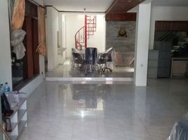 6 Kamar Rumah for sale in Wonocolo, Surabaya, Wonocolo