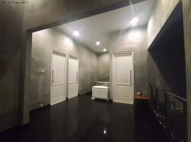 3 Bedroom House for sale in Sukomanunggal, Surabaya, Sukomanunggal