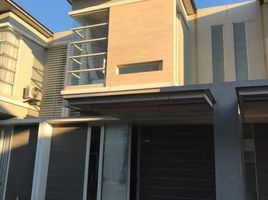 4 Bedroom House for sale in Gunung Anyar, Surabaya, Gunung Anyar