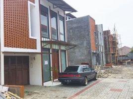 3 Kamar Rumah for sale in West Jawa, Cidadap, Bandung, West Jawa