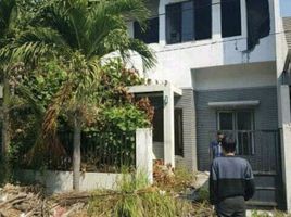 4 Habitación Villa en venta en Wiyung, East Jawa, Wiyung