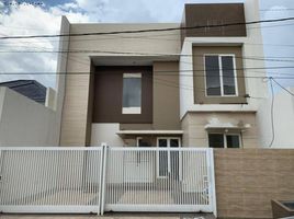 4 Habitación Casa en venta en Tambaksari, East Jawa, Tambaksari