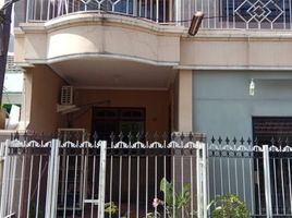 5 Bedroom House for sale in Dukuhpakis, Surabaya, Dukuhpakis