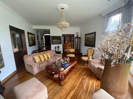 4 Bedroom Villa for sale in Fundacion Cardioinfantil-Instituto de Cardiologia, Bogota, Bogota