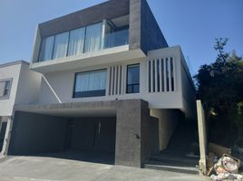 5 Habitación Casa en venta en Monterrey, Nuevo León, Monterrey