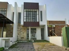 4 Bedroom House for sale in East Jawa, Wiyung, Surabaya, East Jawa