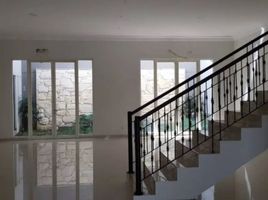 5 Kamar Vila for sale in Lakarsantri, East Jawa, Lakarsantri, Surabaya, East Jawa, Indonesia