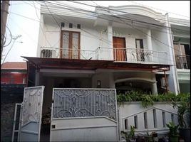  Villa for sale in Halim Perdanakusuma Airport, Makasar, Jatinegara