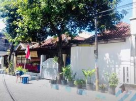 8 Schlafzimmer Villa zu verkaufen in Dukuhpakis, East Jawa, Dukuhpakis