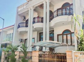 7 Habitación Villa en venta en Dukuhpakis, East Jawa, Dukuhpakis