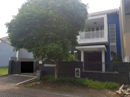 4 Schlafzimmer Haus zu verkaufen in Lakarsantri, East Jawa, Lakarsantri