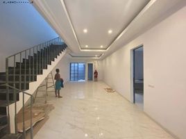 4 Habitación Villa en venta en Sukolilo, East Jawa, Sukolilo